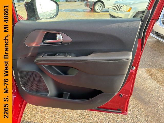 2026 Chrysler Voyager LX - Photo 40
