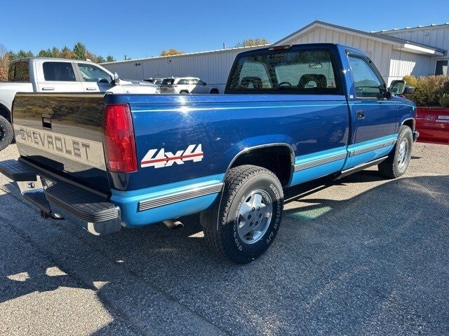 1994 Chevrolet Silverado photo 3