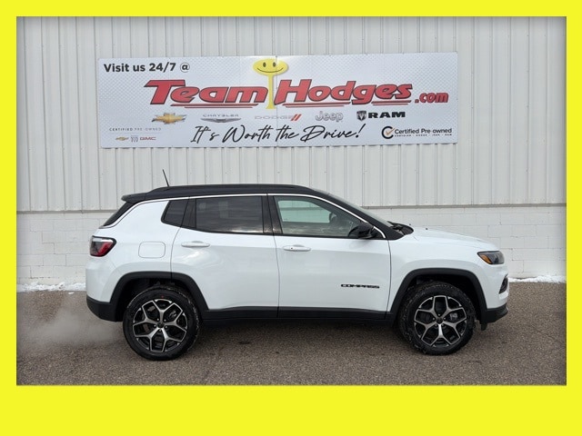 2026 Jeep Compass Limited's photo