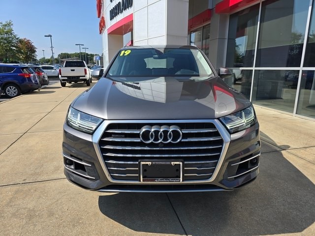 Used 2019 Audi Q7 Prestige with VIN WA1VAAF73KD001260 for sale in Lexington Park, MD