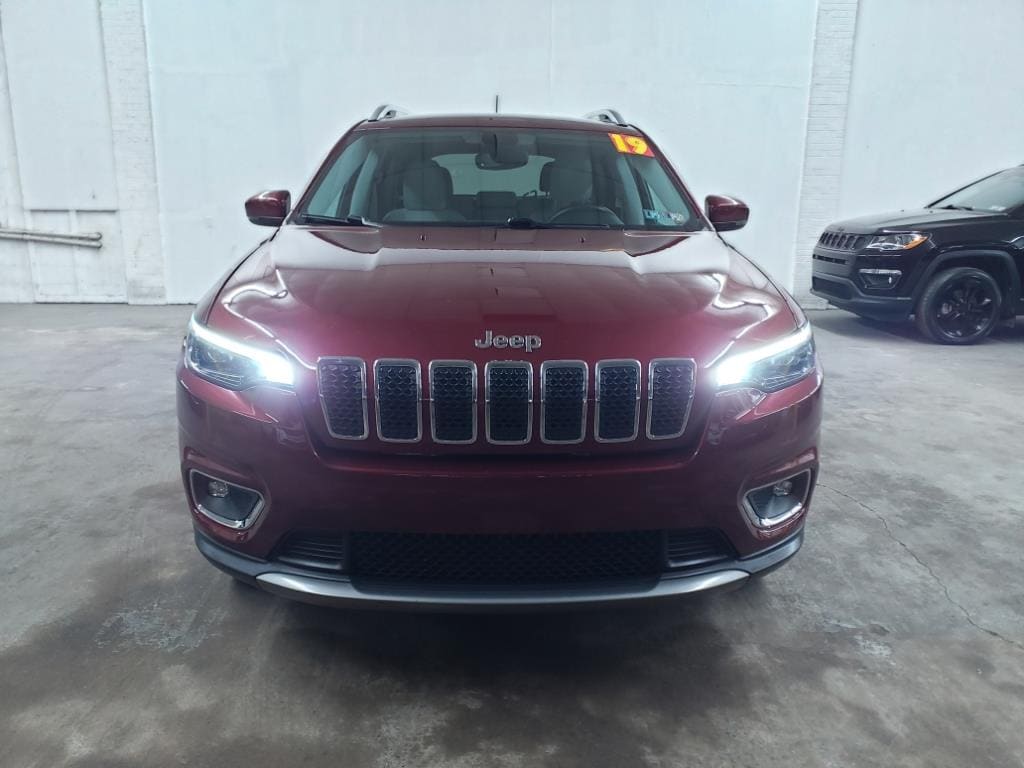 Used 2019 Jeep Cherokee Limited with VIN 1C4PJMDX3KD225440 for sale in Johnstown, PA