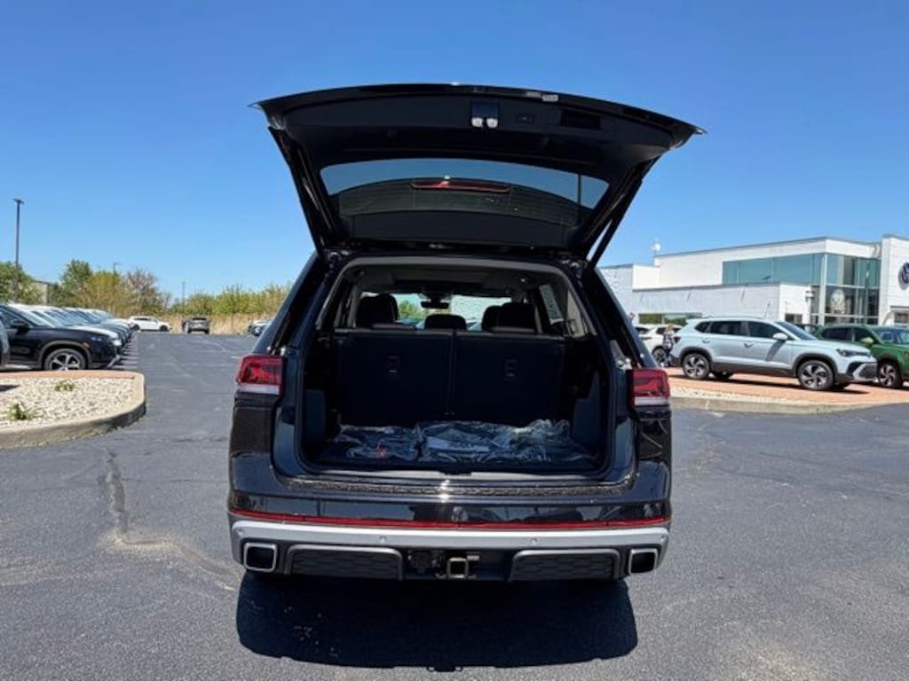 New 2026 Volkswagen Atlas 2.0T Peak Edition SUV