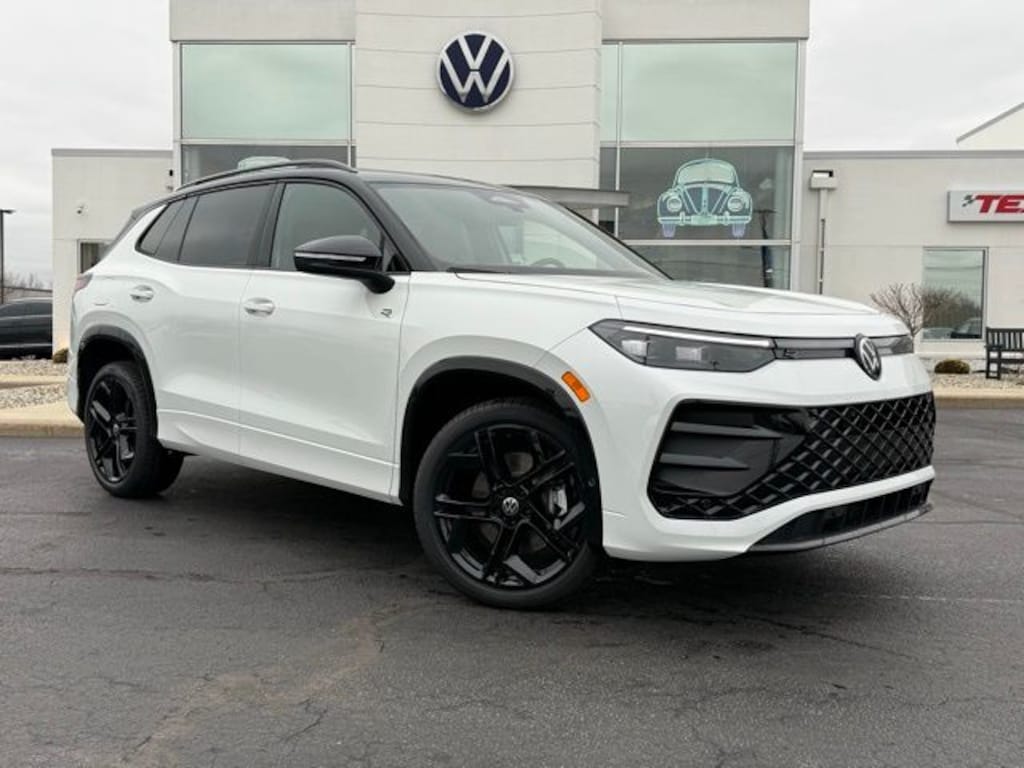 New 2026 Volkswagen Tiguan 2.0T SE R-Line Black SUV