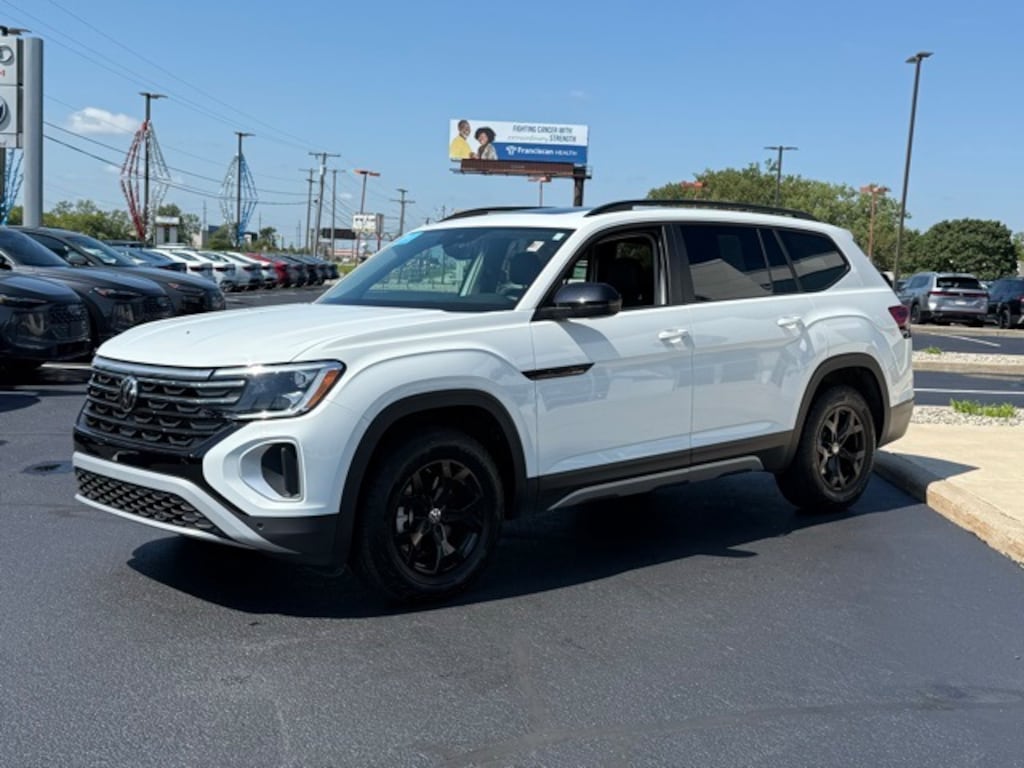 Certified 2024 Volkswagen Atlas 2.0T Peak Edition SE w/Technology SUV