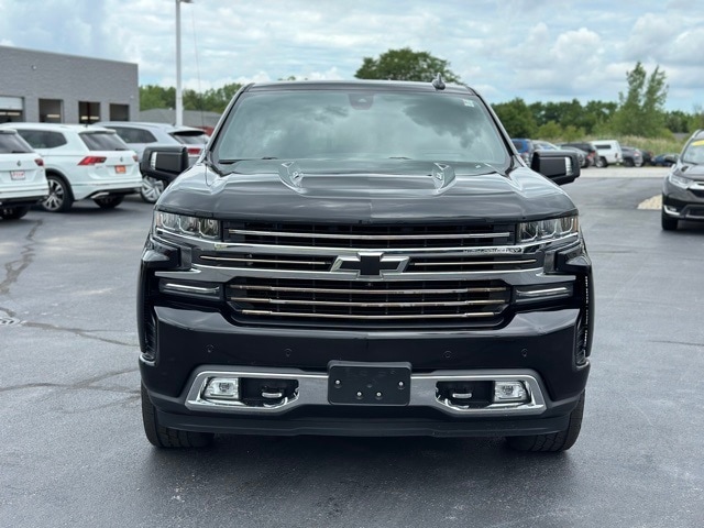 Used 2019 Chevrolet Silverado 1500 High Country with VIN 1GCUYHELXKZ108488 for sale in Merrillville, IN