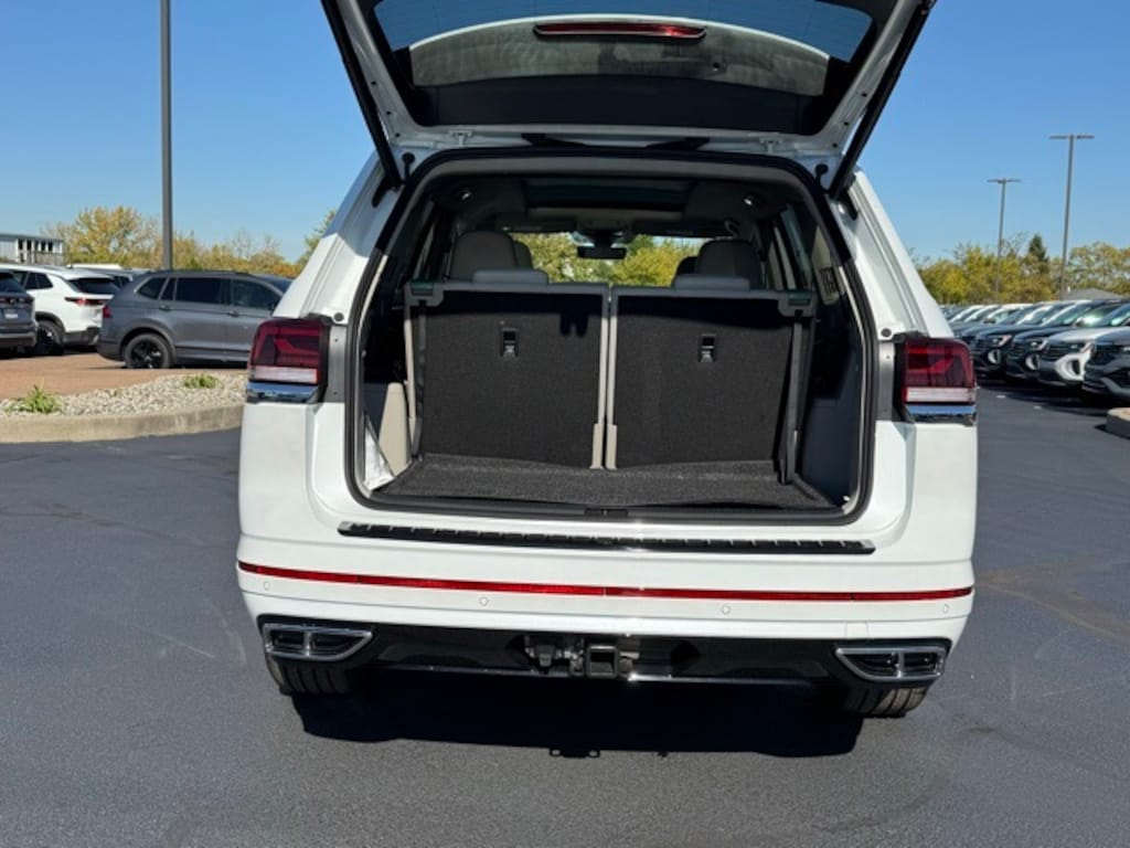 New 2026 Volkswagen Atlas 2.0T SEL Premium R-Line SUV