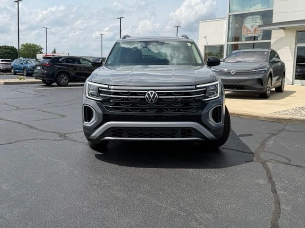 New 2026 Volkswagen Atlas 2.0T Peak Edition SUV