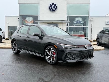 2026 Volkswagen Golf GTI 2.0T SE Hatchback