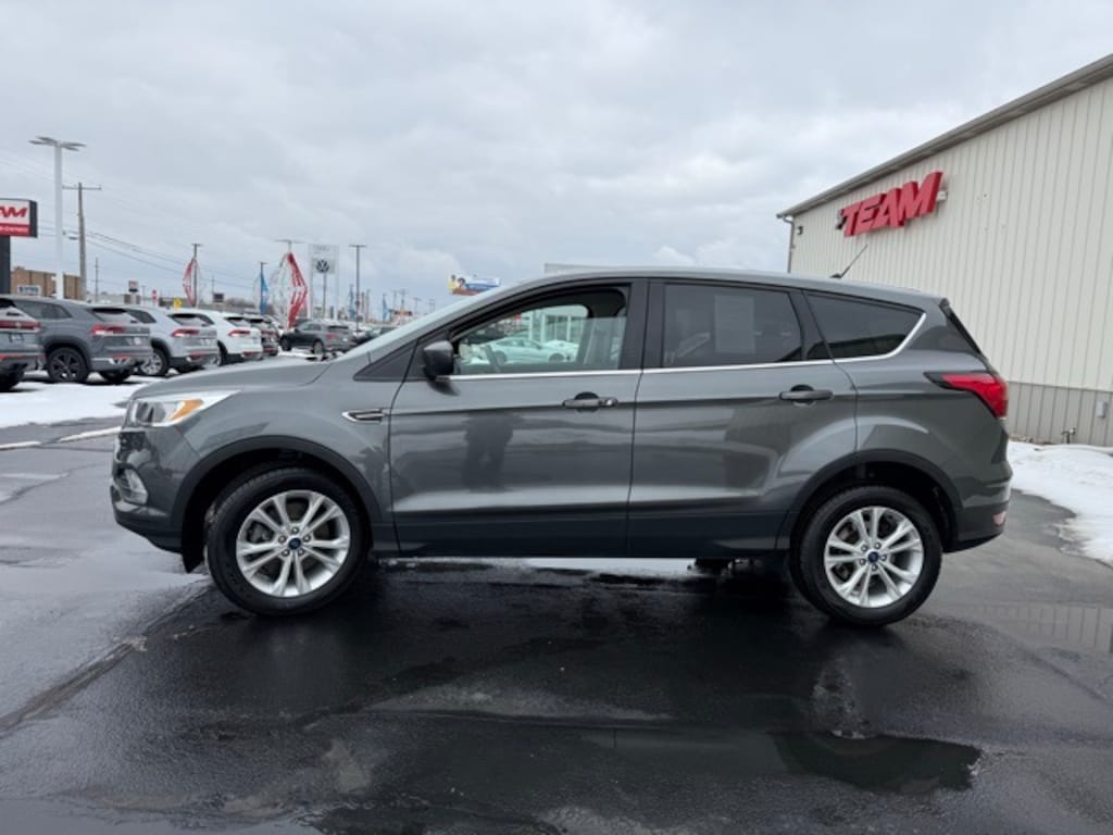 Used 2019 Ford Escape SE SUV