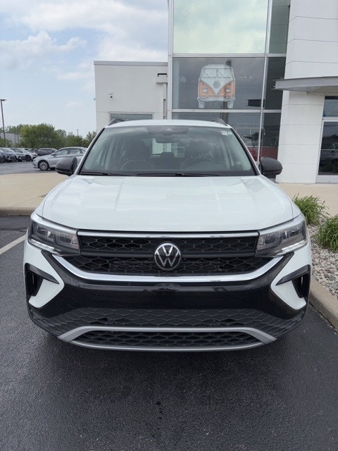 Used 2024 Volkswagen Taos S with VIN 3VV8X7B23RM059223 for sale in Merrillville, IN