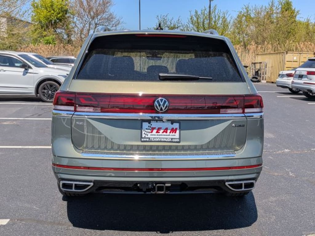 New 2026 Volkswagen Atlas 2.0T SEL Premium R-Line SUV