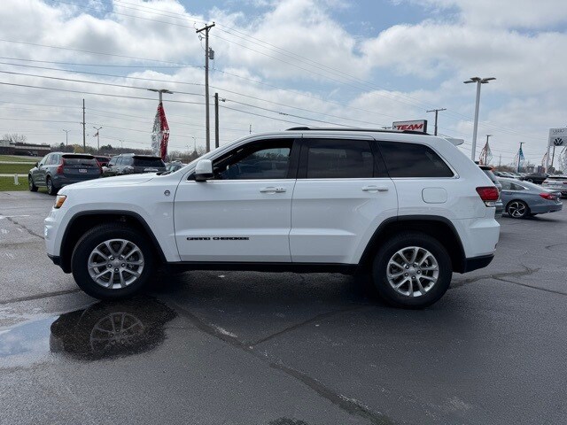 2021 Jeep Grand Cherokee Laredo E photo 4