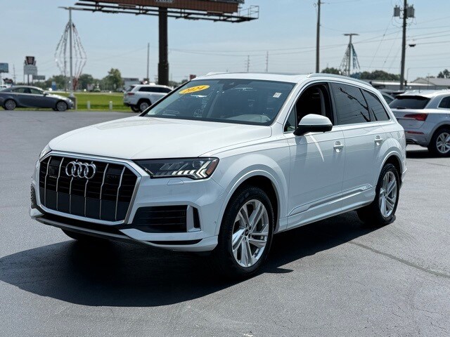 2024 Audi Q7 55 Premium Plus photo 3