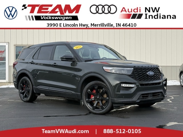 2022 Ford Explorer ST's photo