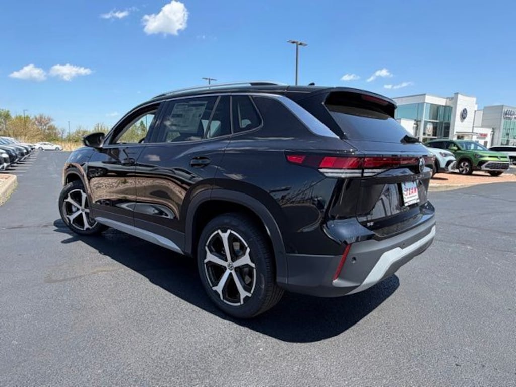 New 2026 Volkswagen Tiguan 2.0T SE SUV