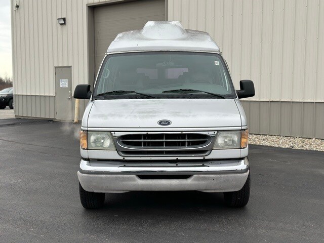 Used 2002 Ford Econoline Van Commercial with VIN 1FDSS34L82HB22405 for sale in Merrillville, IN