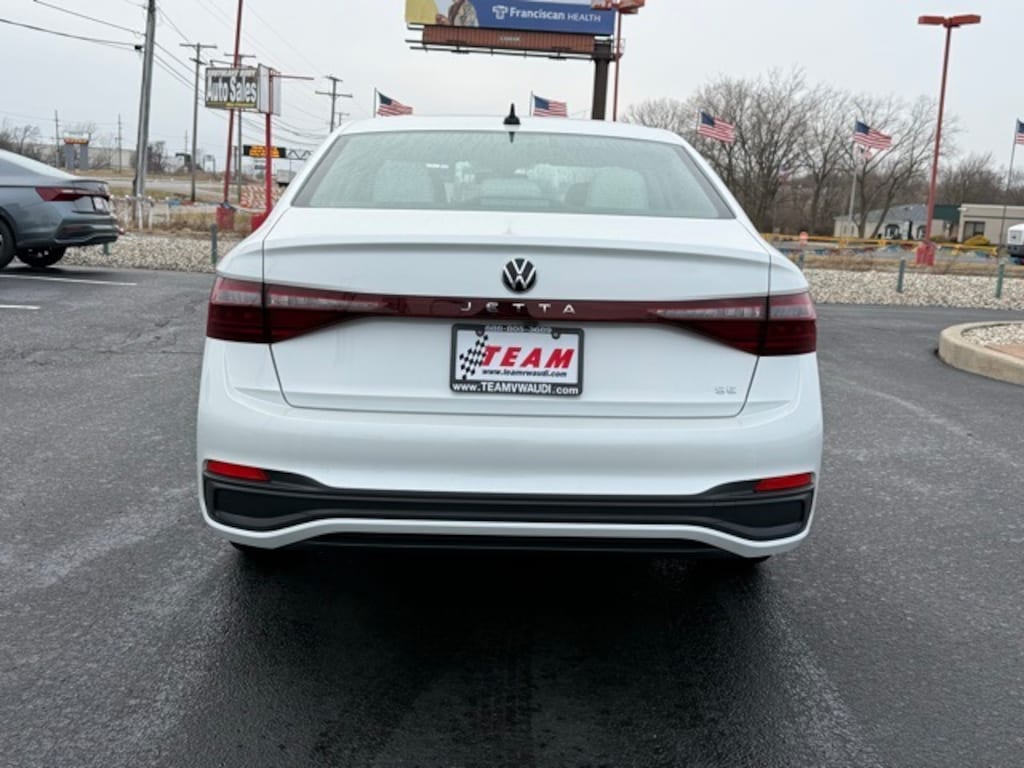 New 2026 Volkswagen Jetta 1.5T SE Sedan