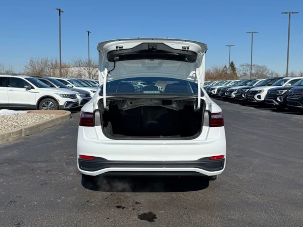 New 2026 Volkswagen Jetta 1.5T Sport Sedan