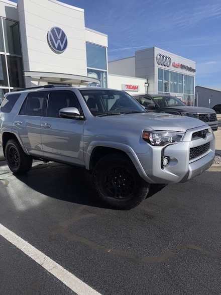 2019 Toyota 4Runner TRD Off-Road SUV