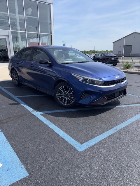 2024 Kia Forte GT-Line AT's photo