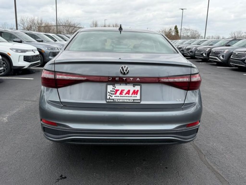 New 2026 Volkswagen Jetta 1.5T SE Sedan