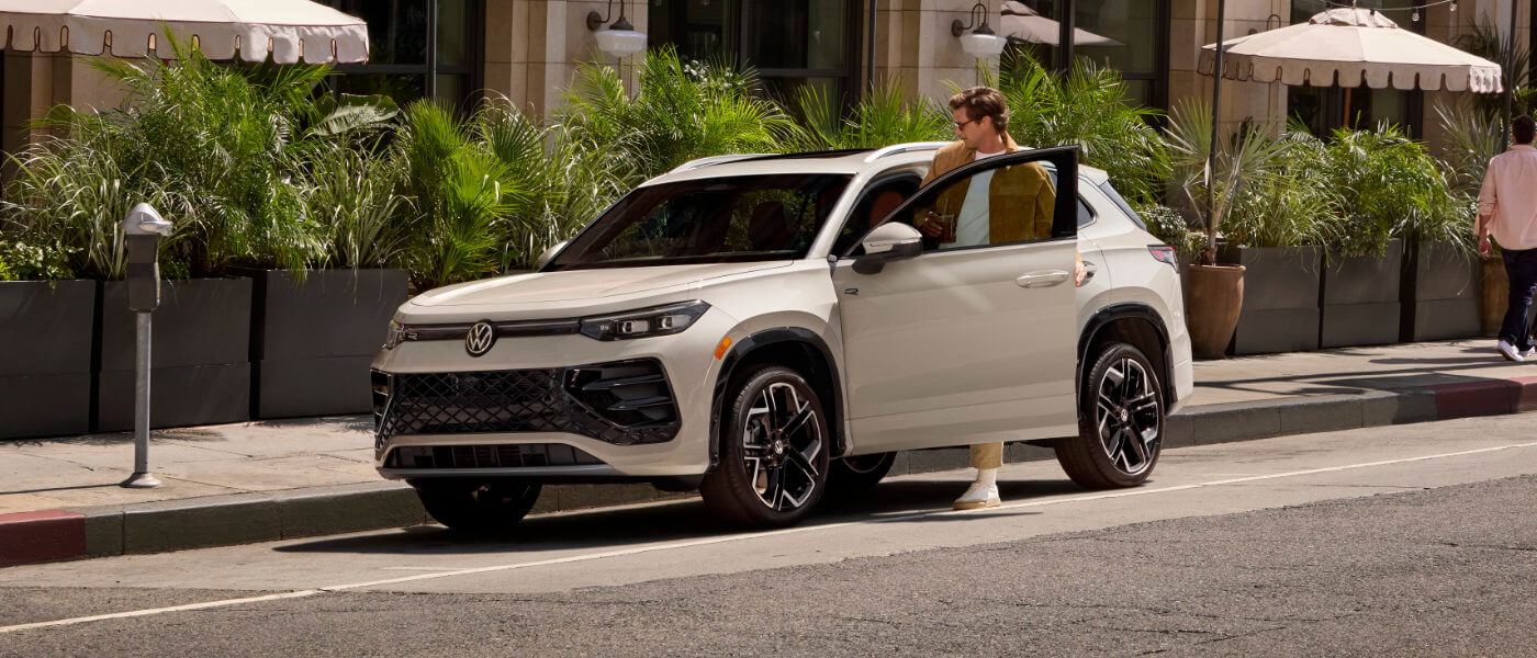 2026 Volkswagen Tiguan Exterior On City Street