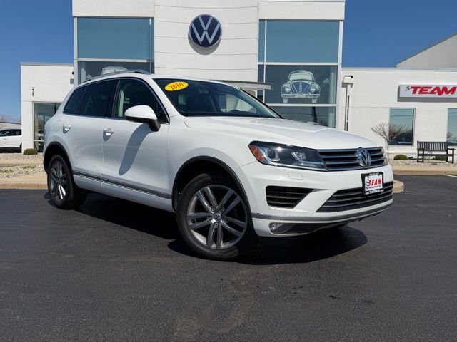 2016 Volkswagen Touareg Lux