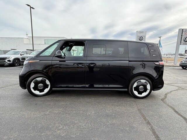 2025 Volkswagen ID. Buzz Pro S photo 4