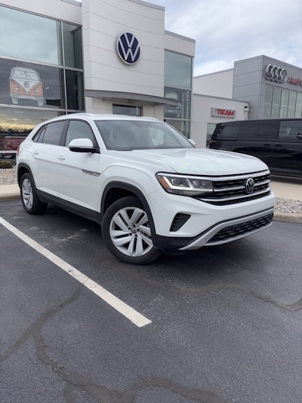 2023 Volkswagen Atlas Cross Sport 2.0T SE w/Technology SUV