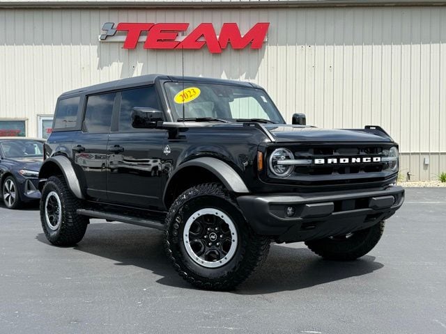 2023 Ford Bronco Outer Banks 4x4's photo