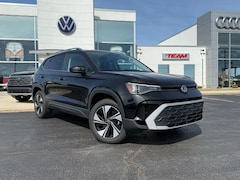 2025 Volkswagen Taos 1.5T SE SUV