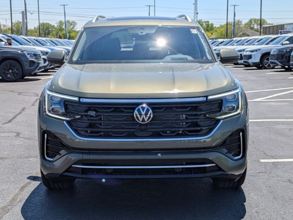 New 2026 Volkswagen Atlas 2.0T SEL Premium R-Line SUV