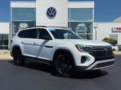 2024 Volkswagen Atlas 2.0T Peak Edition SE w/Technology SUV