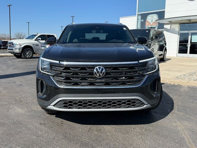 New Deep Black Pearl 2026 Volkswagen Atlas Cross Sport For Sale at