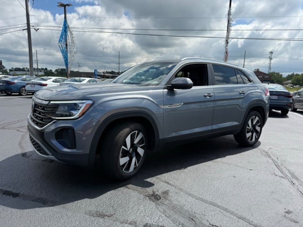 Certified 2025 Volkswagen Atlas Cross Sport 2.0T SE w/Technology SUV