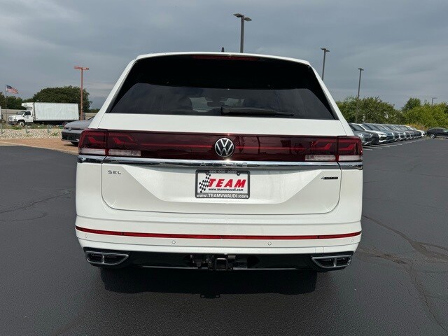 2026 Volkswagen Atlas SEL Premium R-Line photo 3