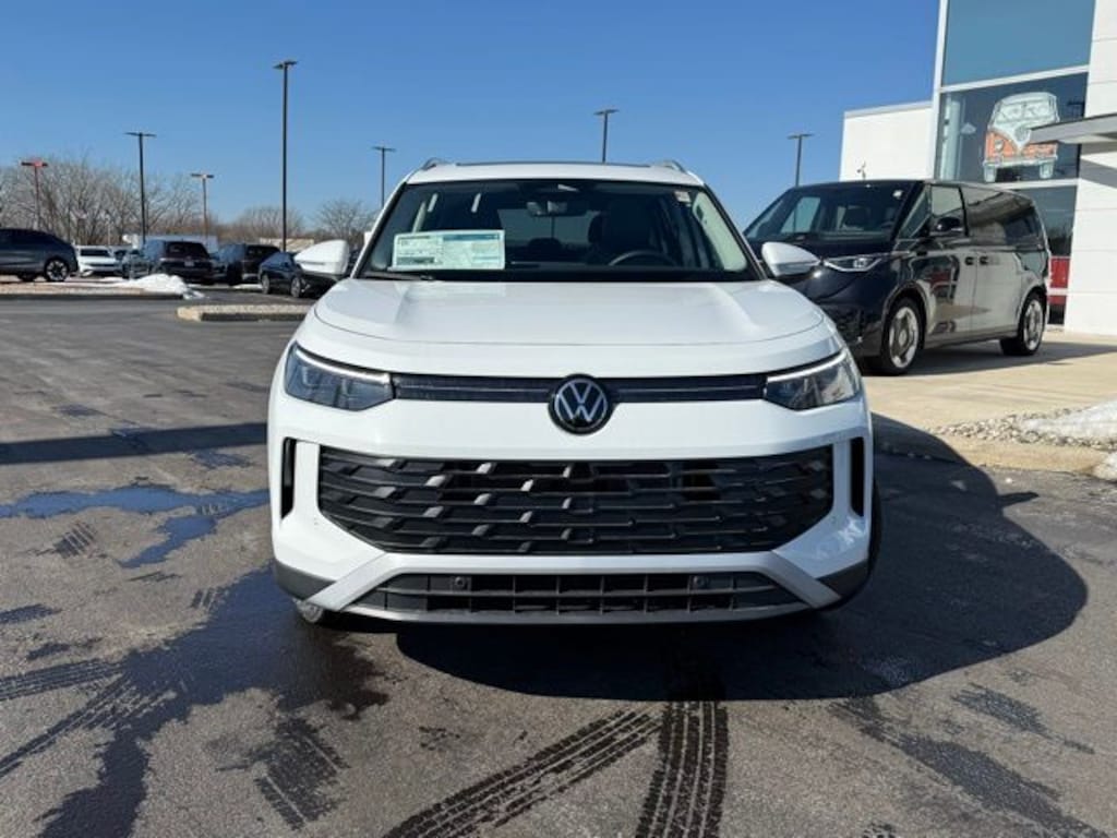 New 2026 Volkswagen Tiguan 2.0T SE SUV