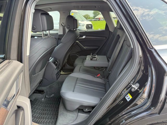 2025 Audi Q5 Premium Plus - Photo 17