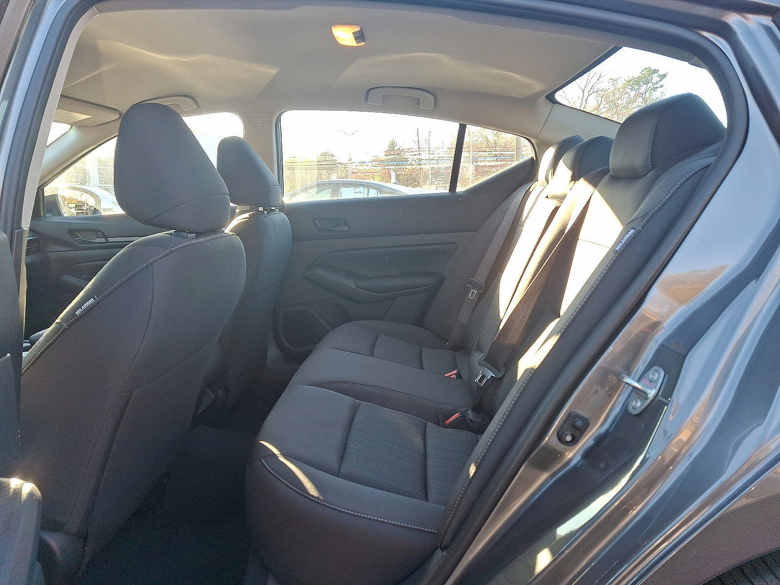 2025 Nissan Altima S photo 6