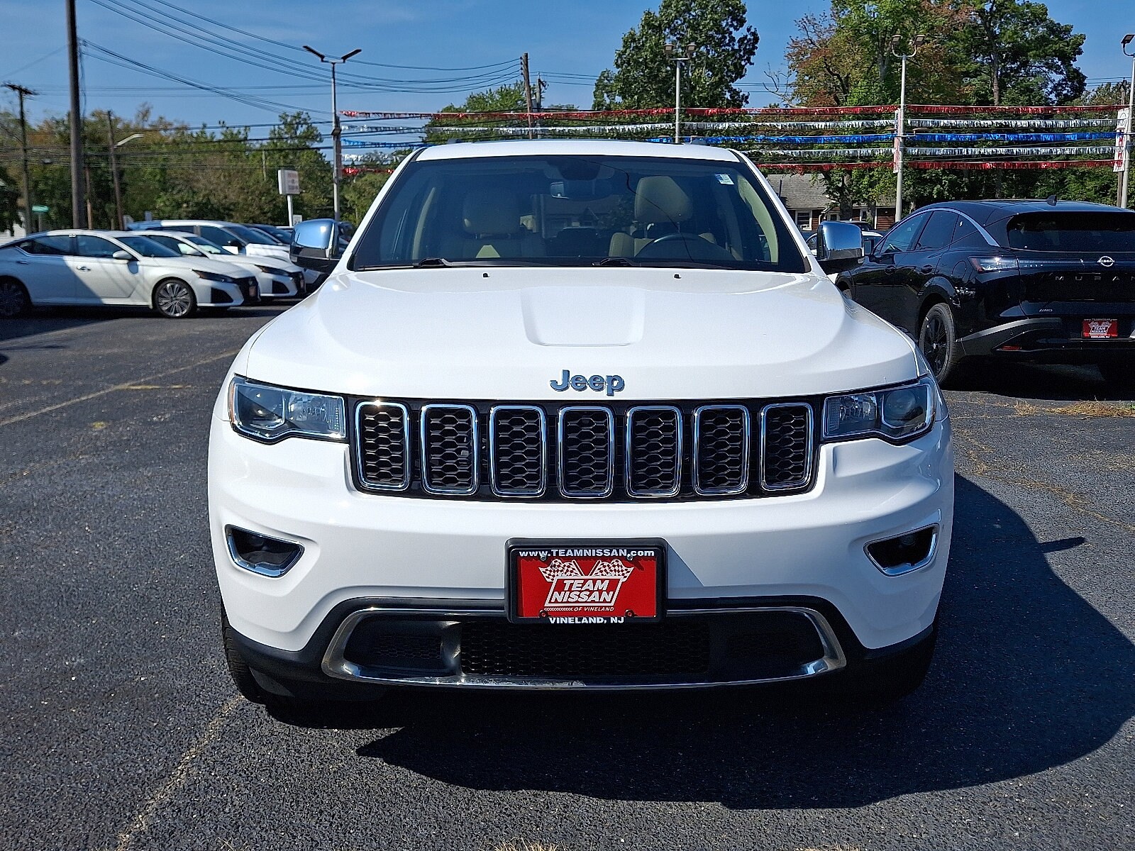 2019 Jeep Grand Cherokee Limited photo 2