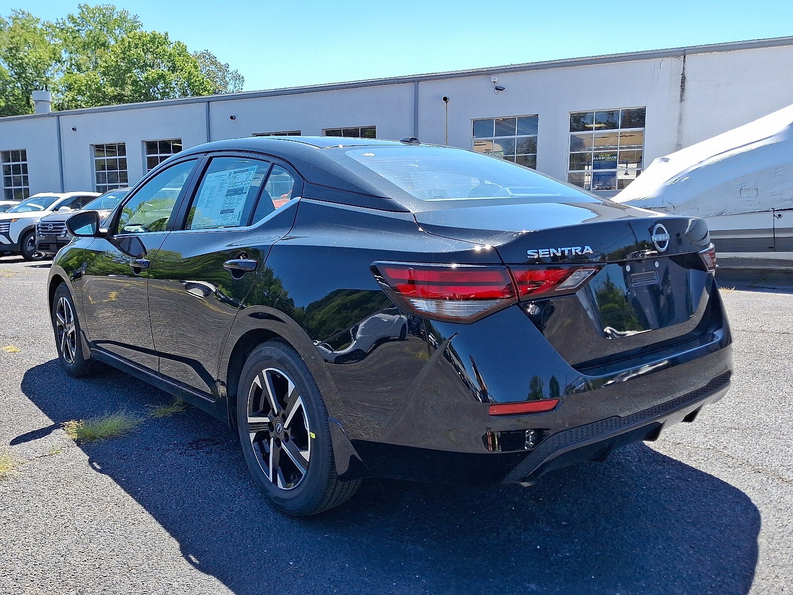 2025 Nissan Sentra SV photo 3