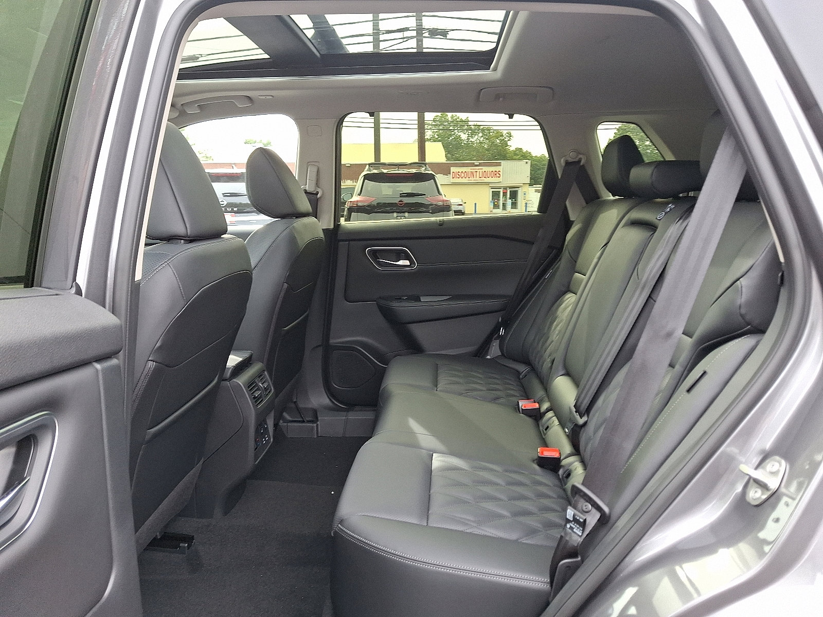 2026 Nissan Rogue Platinum - Photo 10