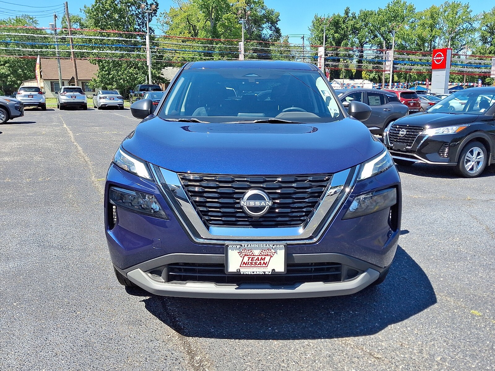 2023 Nissan Rogue S photo 2