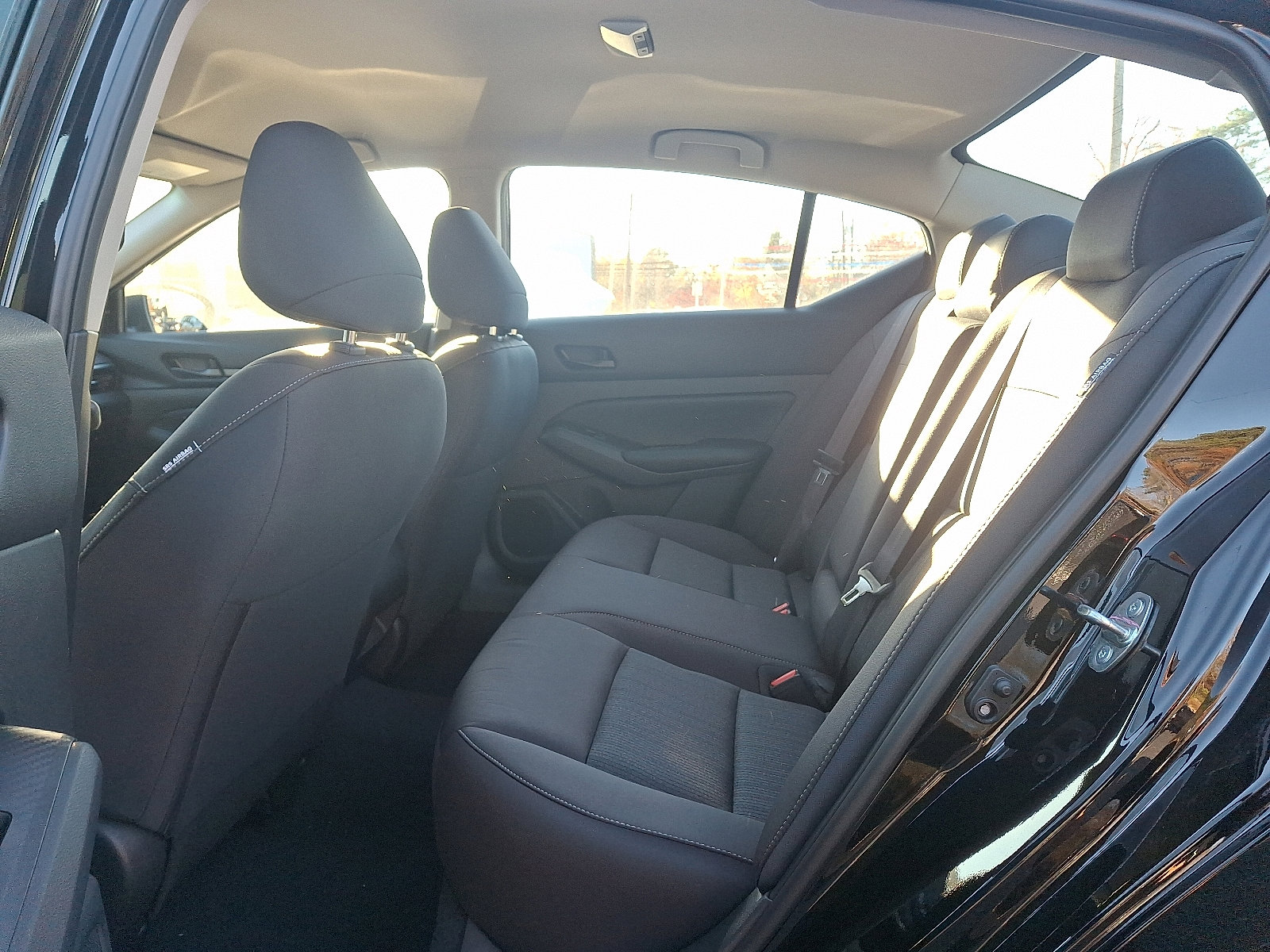 2025 Nissan Altima S photo 6