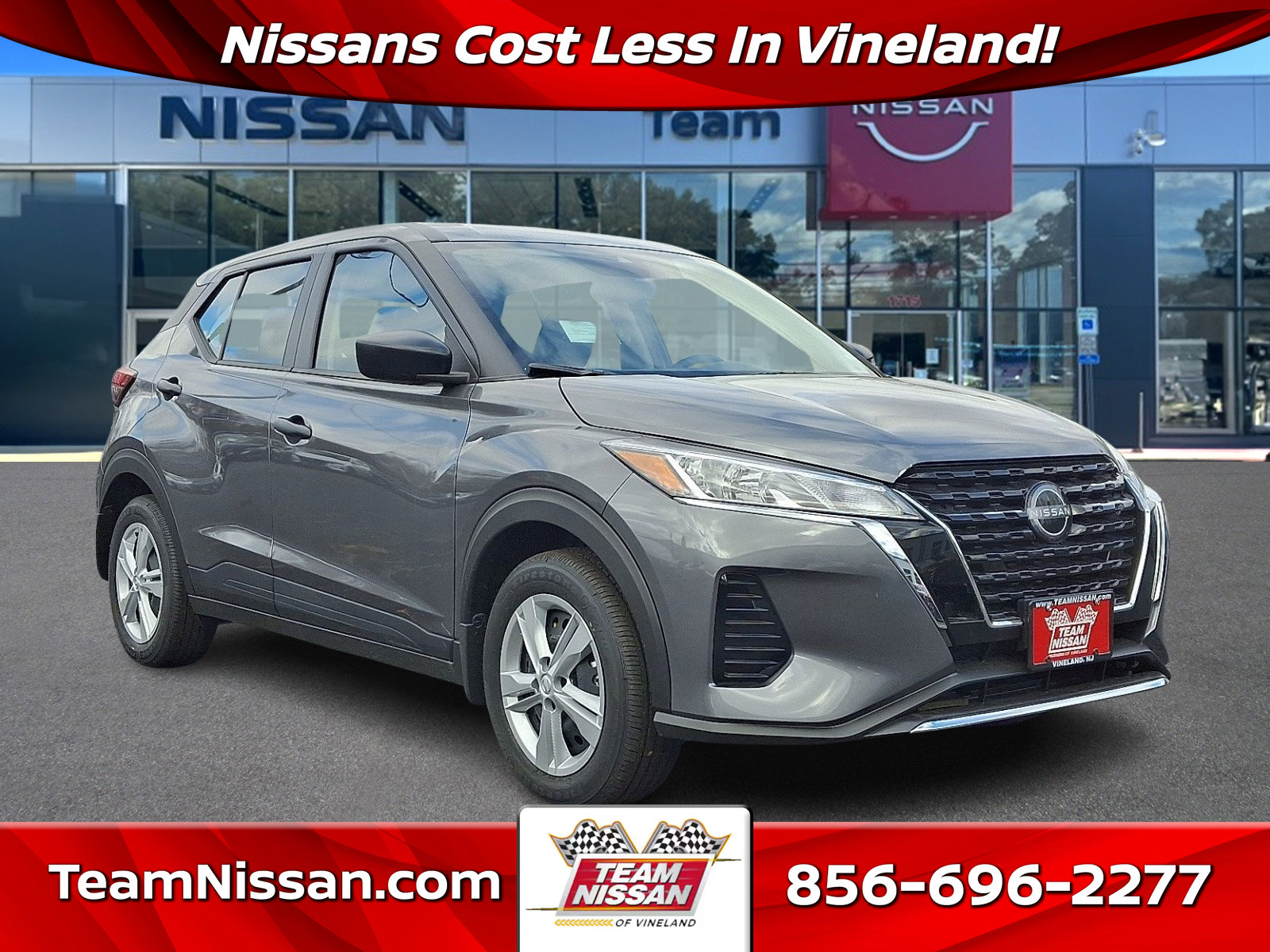 2025 Nissan KICKS PLAY Base's photo