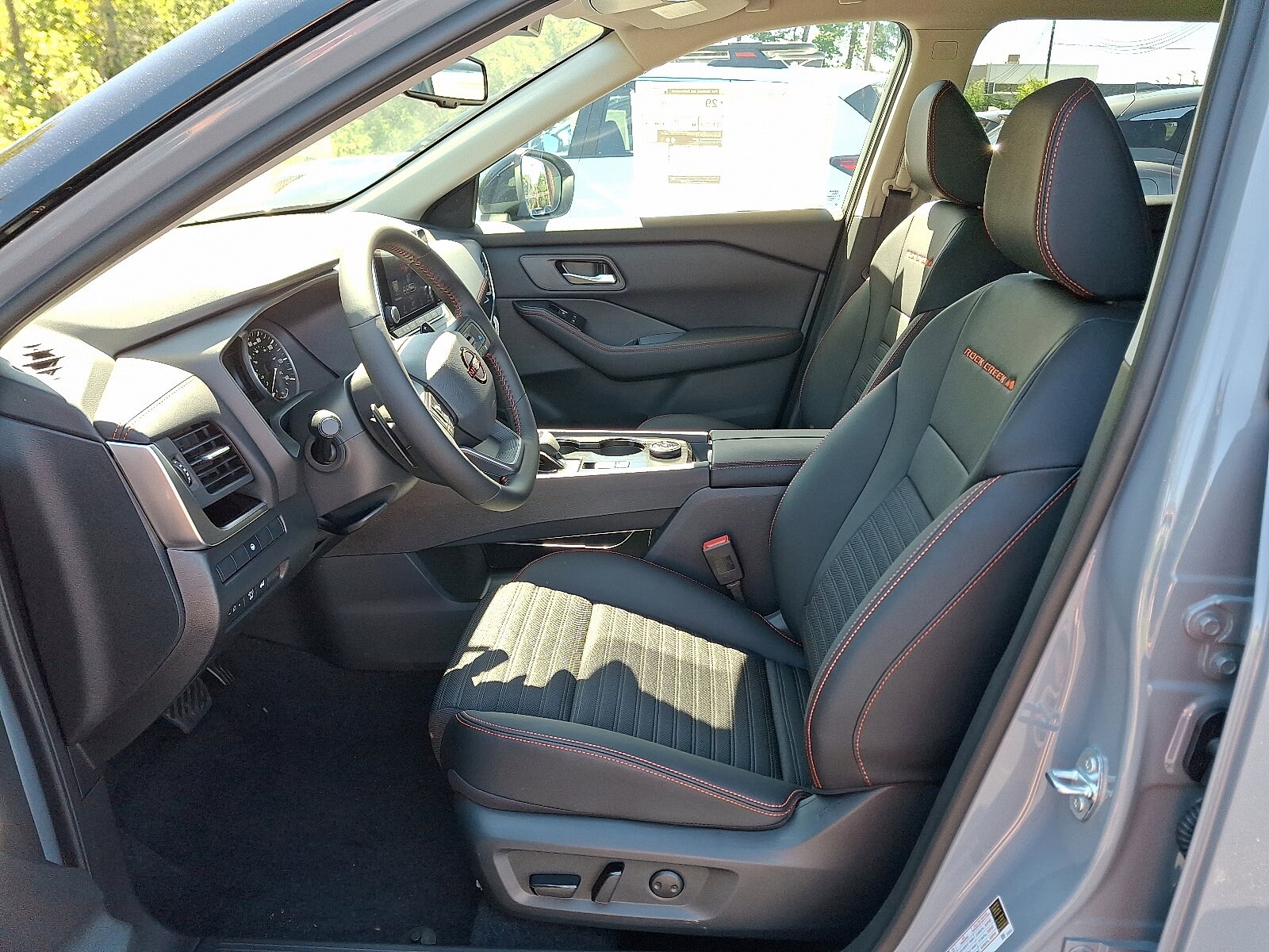 2026 Nissan Rogue Rock Creek photo 6