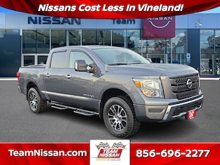 2021 Nissan Titan SV 4x4 Crew Cab SV