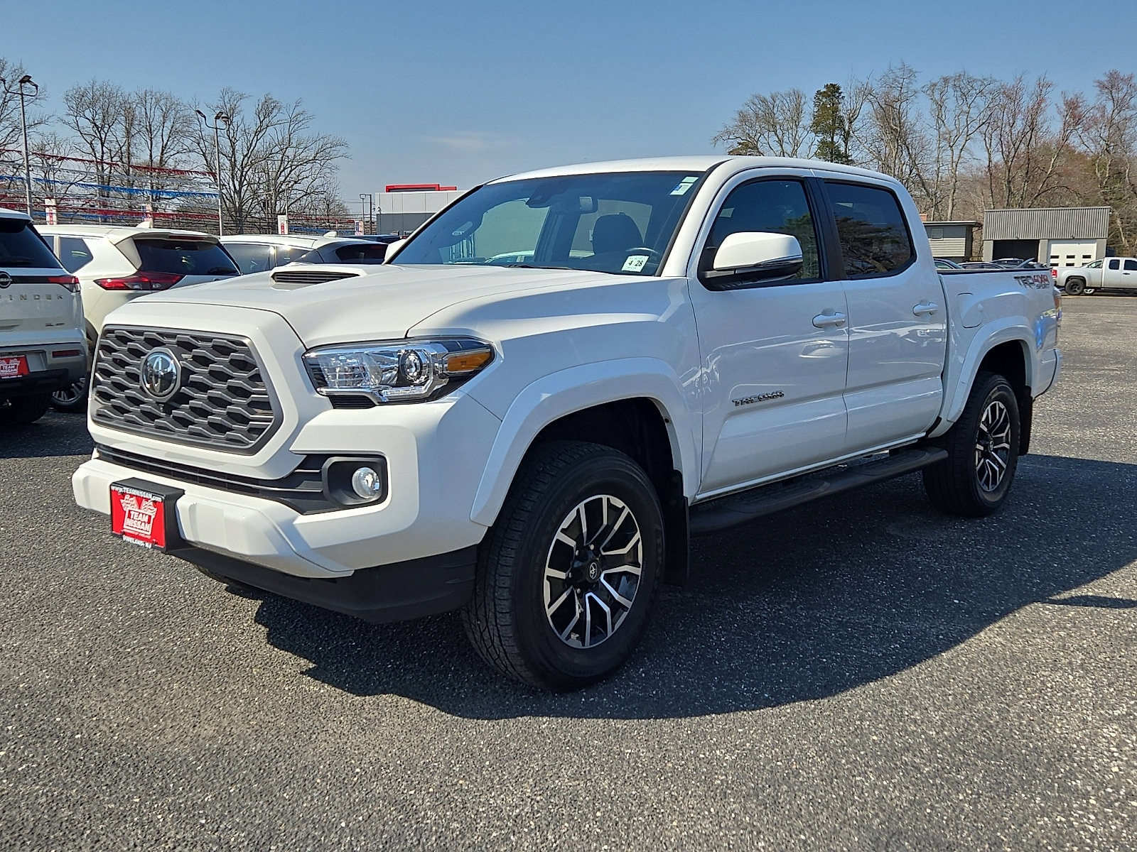 2023 Toyota Tacoma 4WD TRD Sport photo 2
