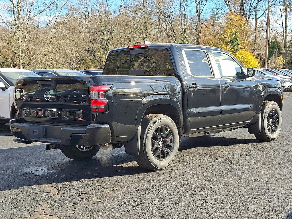 New 2026 Nissan Frontier SV Truck Crew Cab