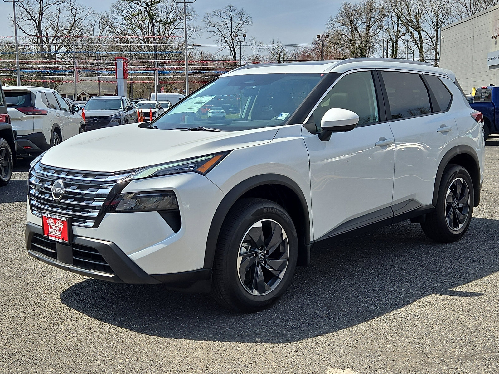 2026 Nissan Rogue SV - Photo 2